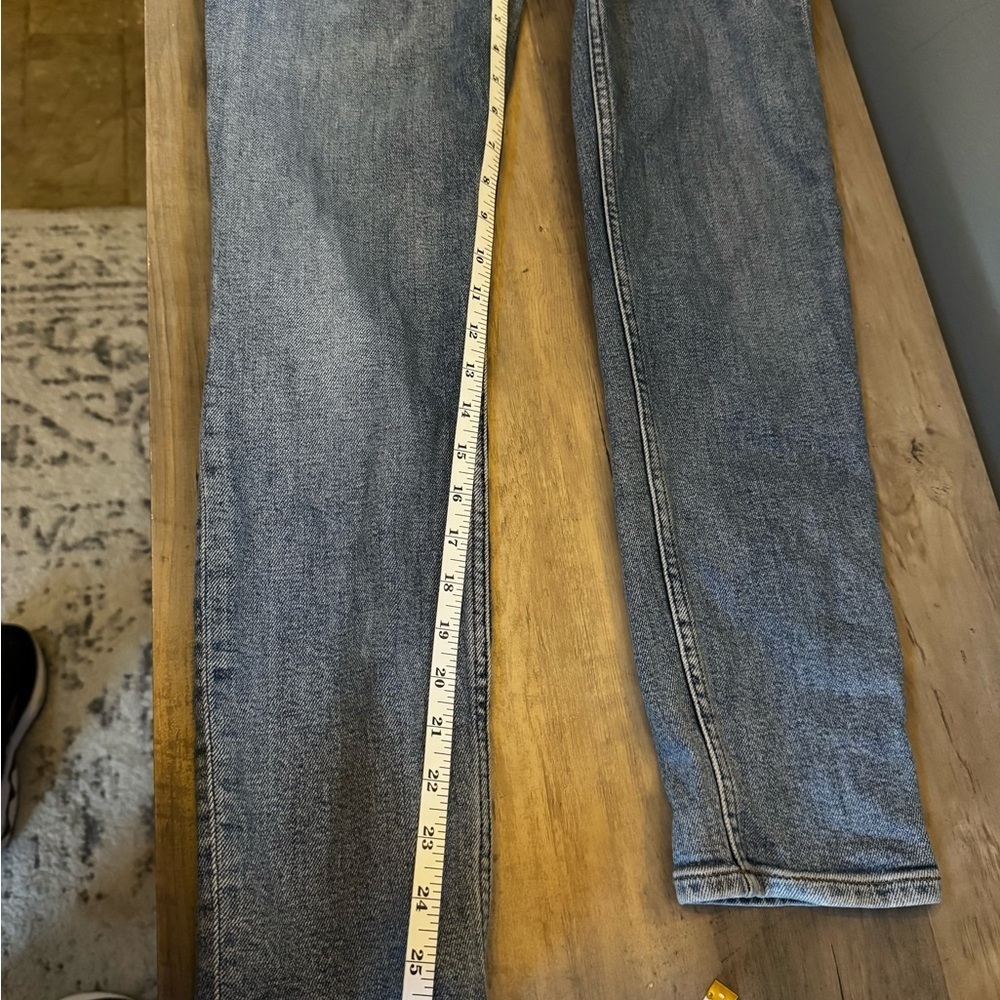 Re/Done 90’s High Rise Ankle Crop Light Blue Ankle Jeans - Picture 7 of 12